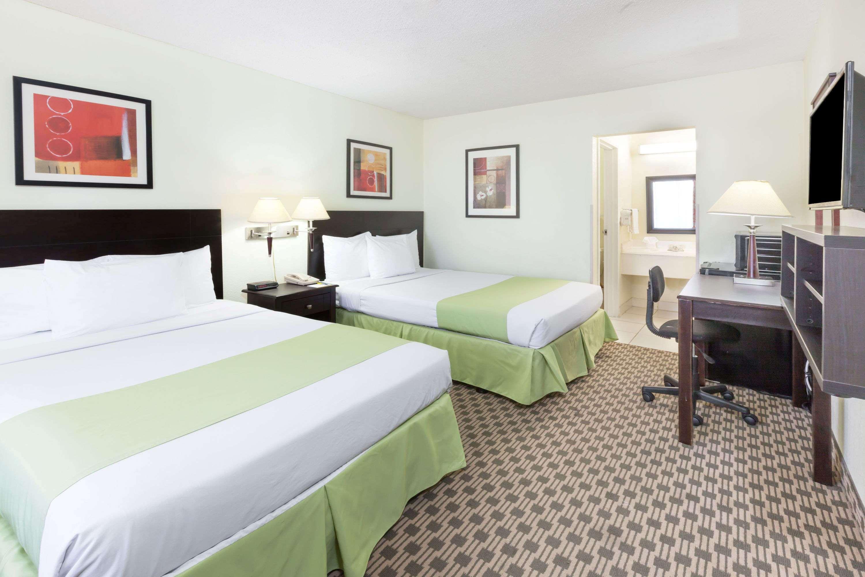 Days Inn By Wyndham Irving Grapevine Dfw Airport North Екстер'єр фото