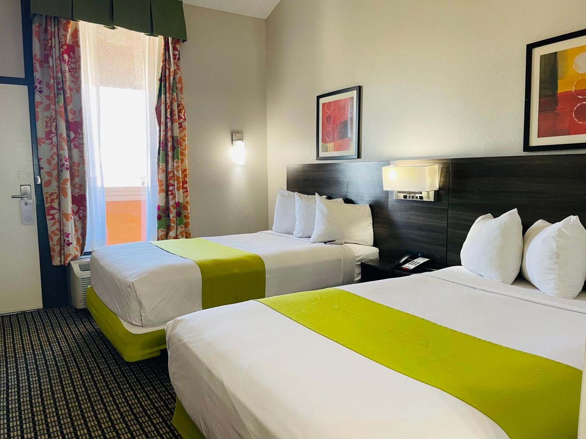 Days Inn By Wyndham Irving Grapevine Dfw Airport North Екстер'єр фото